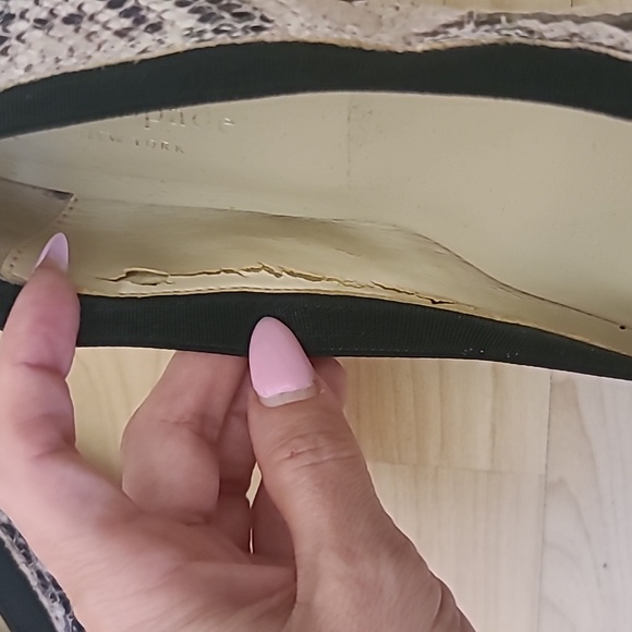 Kate Spade Snakeskin Taffy Studded Ballet Flats Slip-On Size 8.5 - Picture 6 of 9